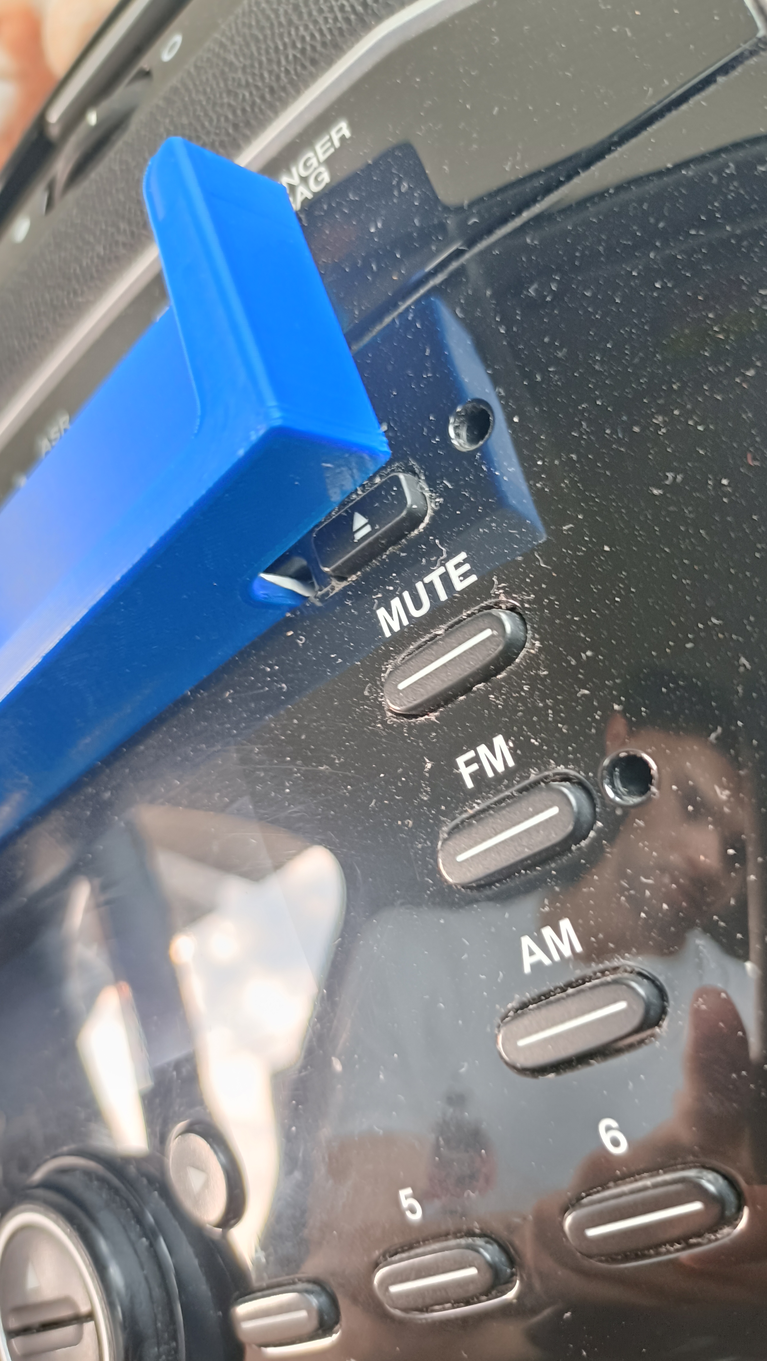 Fiat Grande Punto Yatay Telefon Tutucu görsel 3