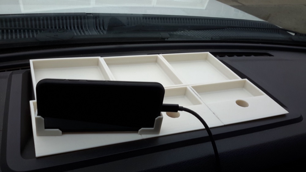 Ford F250 için telefon tutucu ve saklama bölmeli dash insert görsel 2