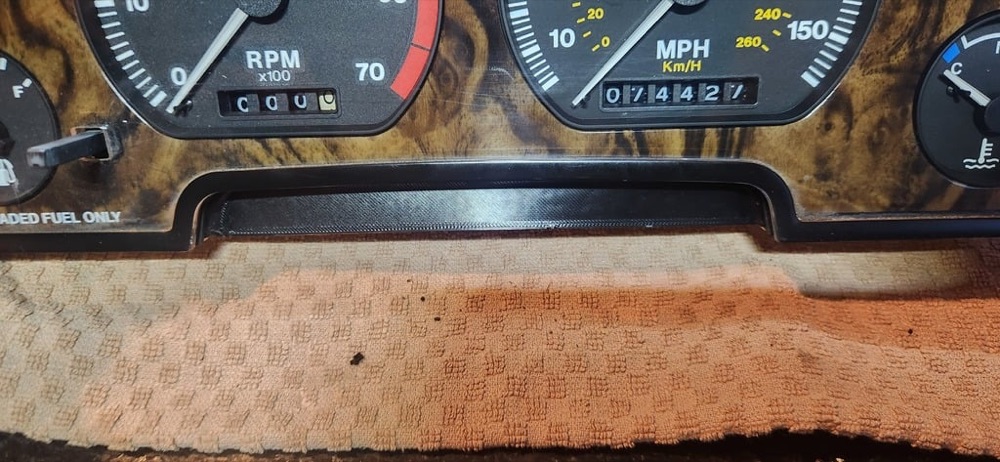Jaguar XJS Gösterge Paneli Alt Dolgu Parçası görsel 2