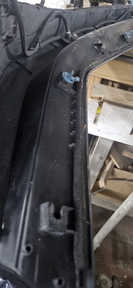 Honda Fit / Jazz Ön Cam Altı Çıta Klipsi görsel 4
