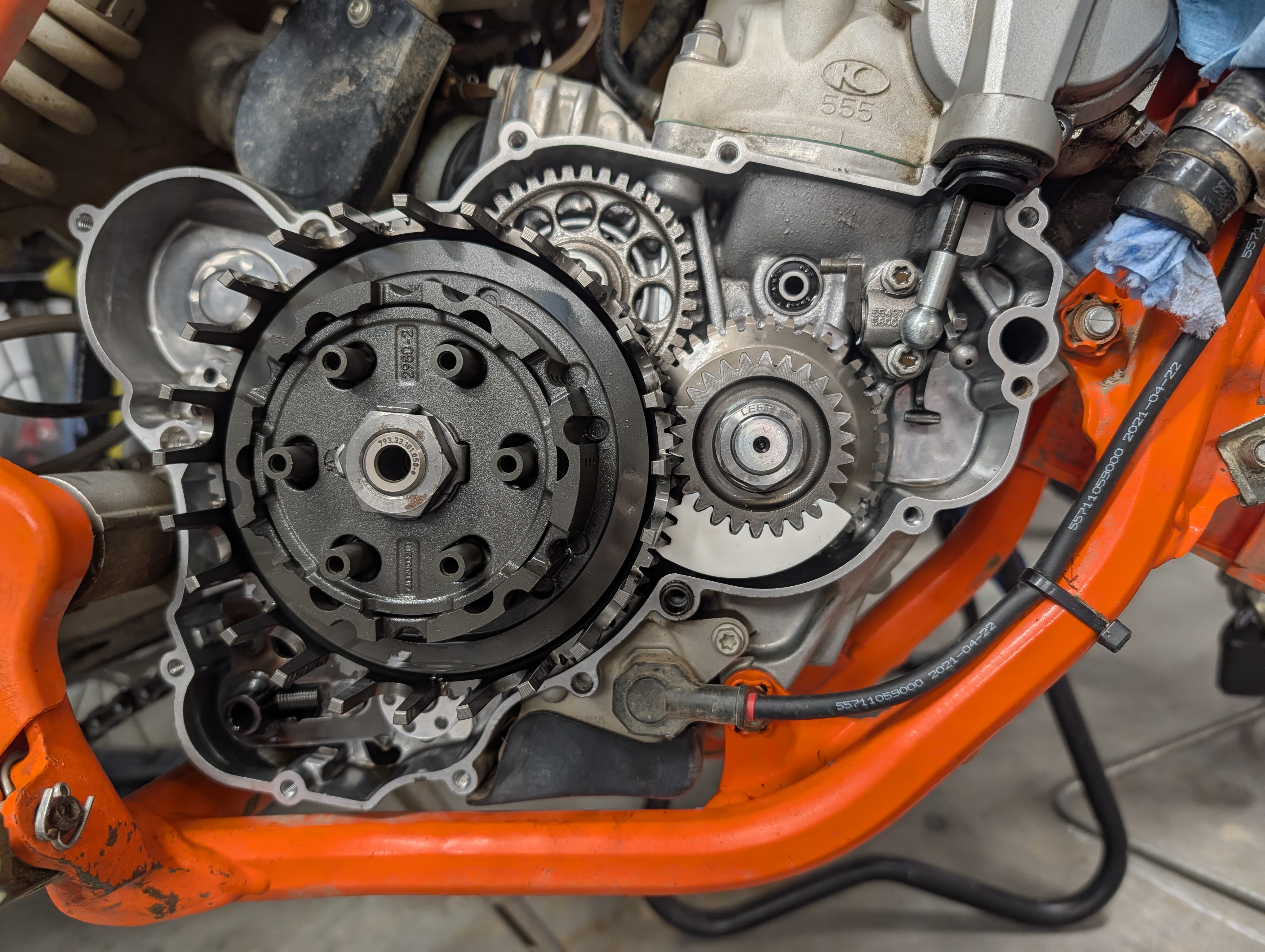 KTM 250 EXC Ana Tahrik Dişlisi Sabitleme Aleti
