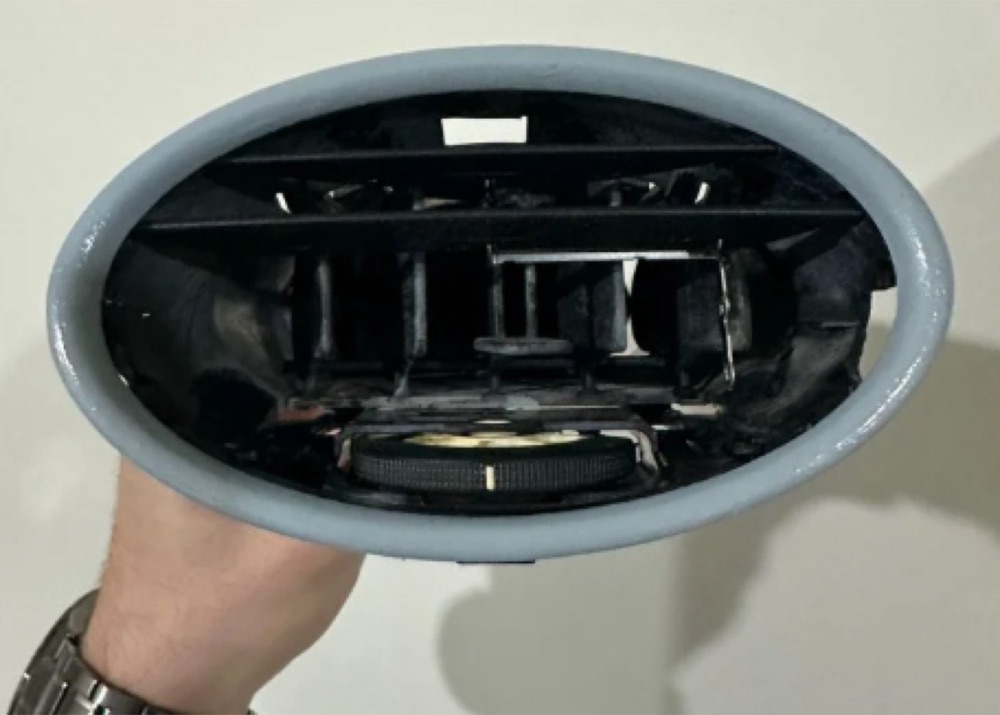 Ford Focus Mk2 Hava Kanallı Trim (Standart / Tırnaklı)