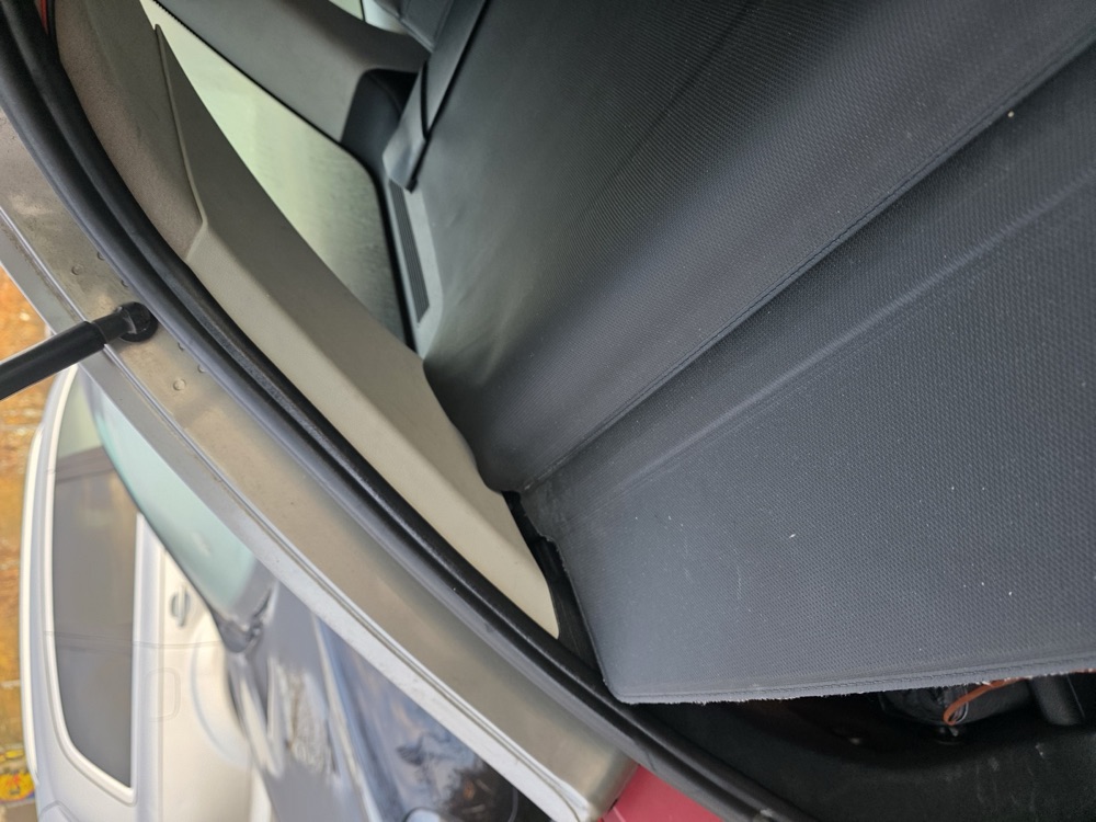 Skoda Fabia MK2 Sürgülü Bagaj Kilit