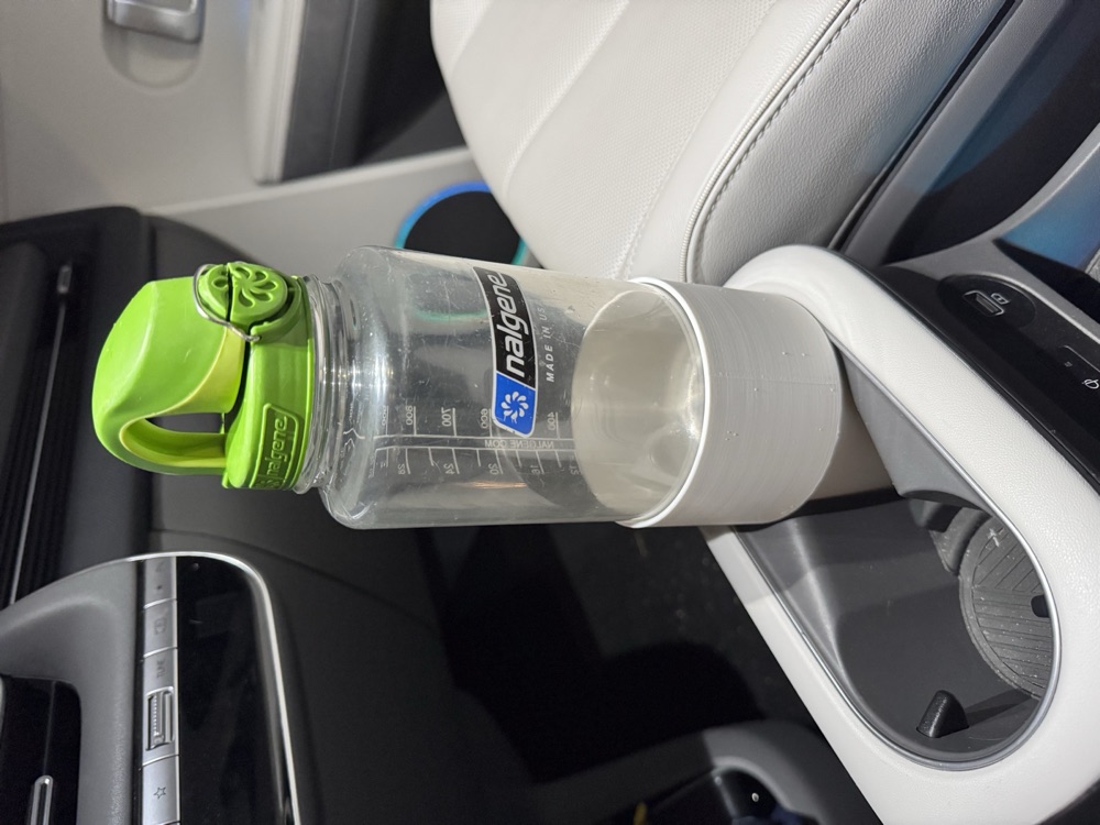 Hyundai Ioniq 5 Geniş Şişe Bardaklık Adaptörü