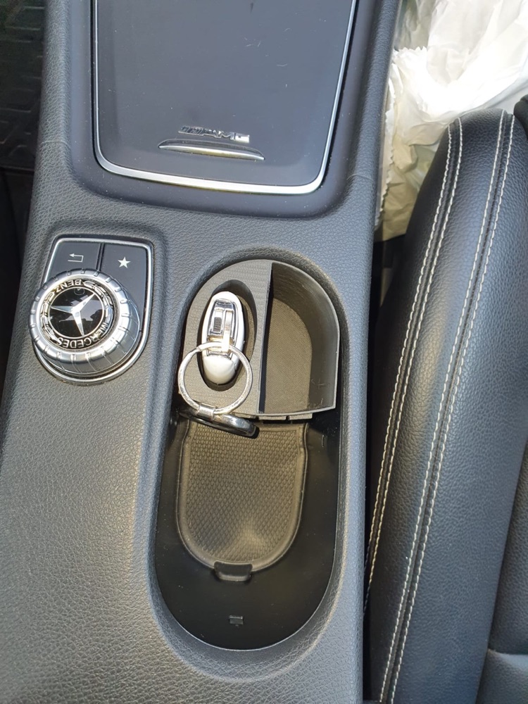 Mercedes GLA/CLA Konsol Anahtar Organizeri (Çift Bölmeli)