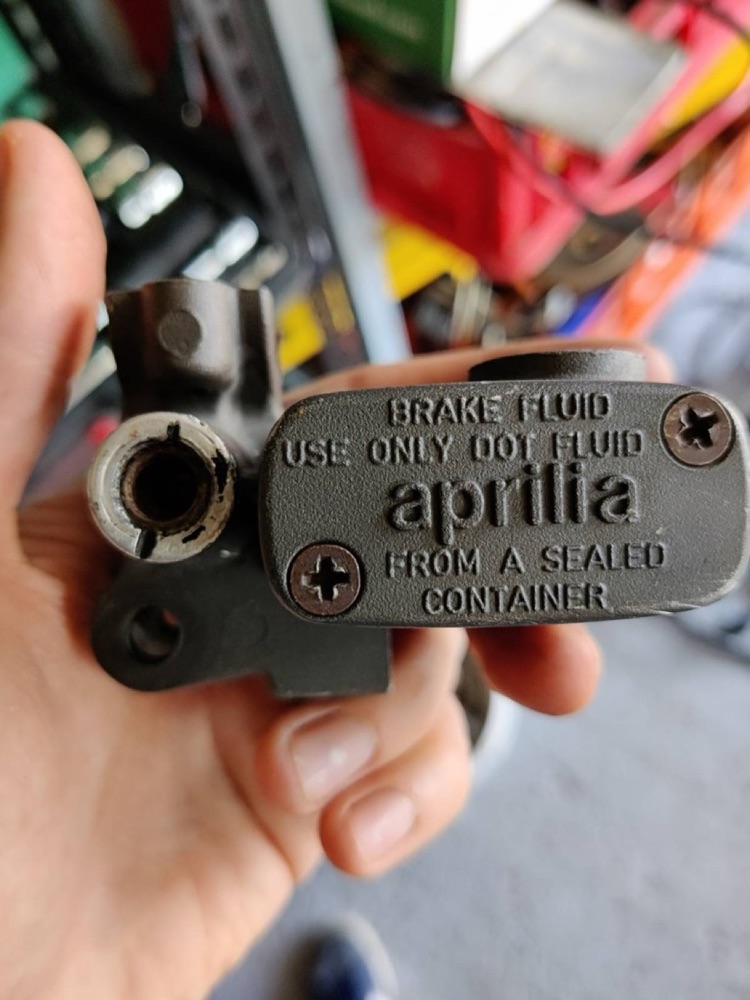 Aprilia Fren Contası Seti (AP8213079) ⚠️
