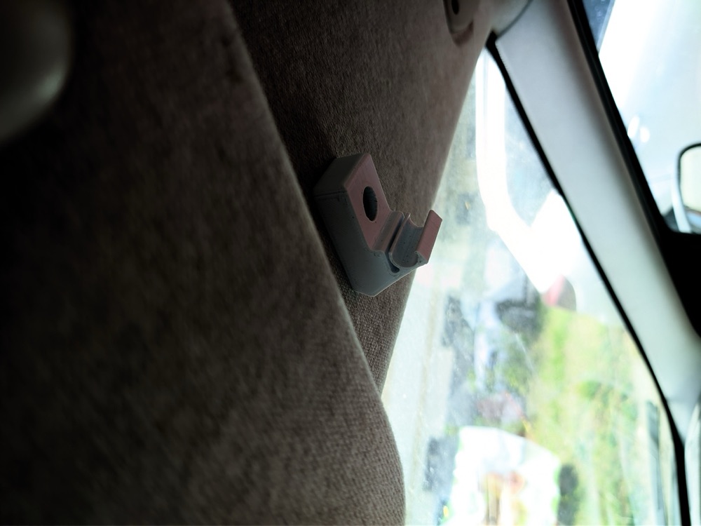 Fiat Punto 188 Cam Tavan Perdesi Klipsi görsel 2