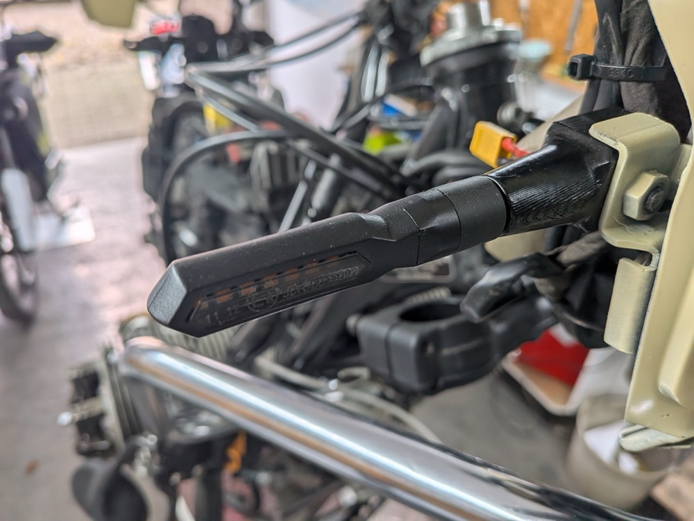 Ön Sinyal Braketi (BMW R80/100GS Paralever Uyumlu) görsel 2