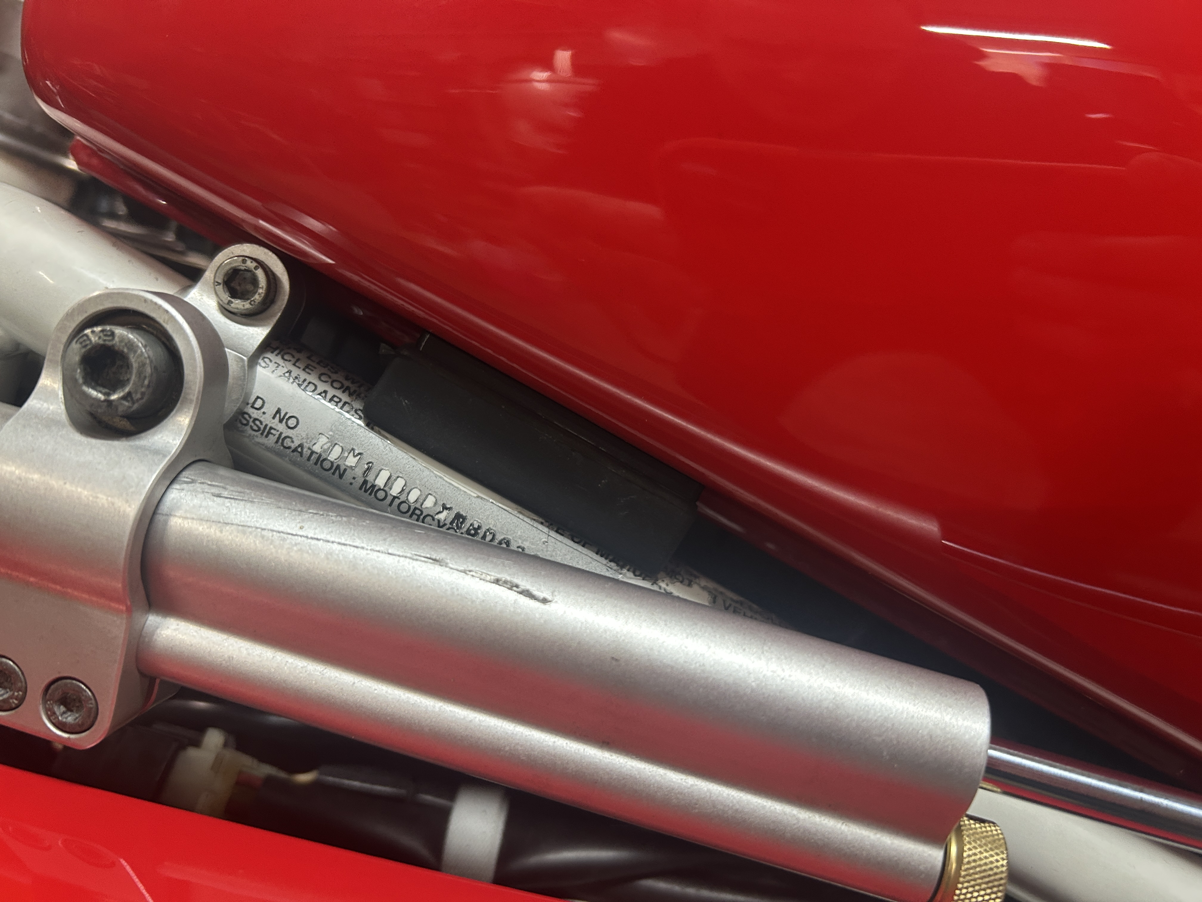 Ducati 851/888 Depo Ara Parçası (Öhlins Direksiyon Damperi) görsel 4