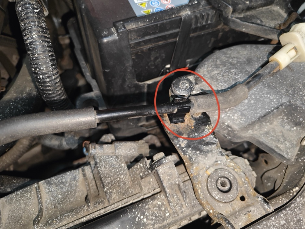 Honda Accord CL7 Kaput Çubuğu Klipsi görsel 2