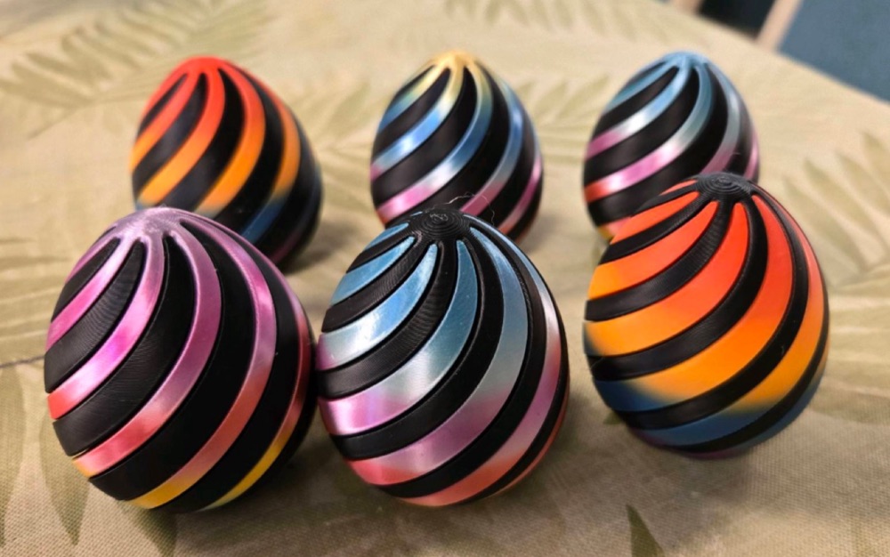 Spiral Fidget Yumurta (Helezon Kanallı, İç Parçası Kayan)
