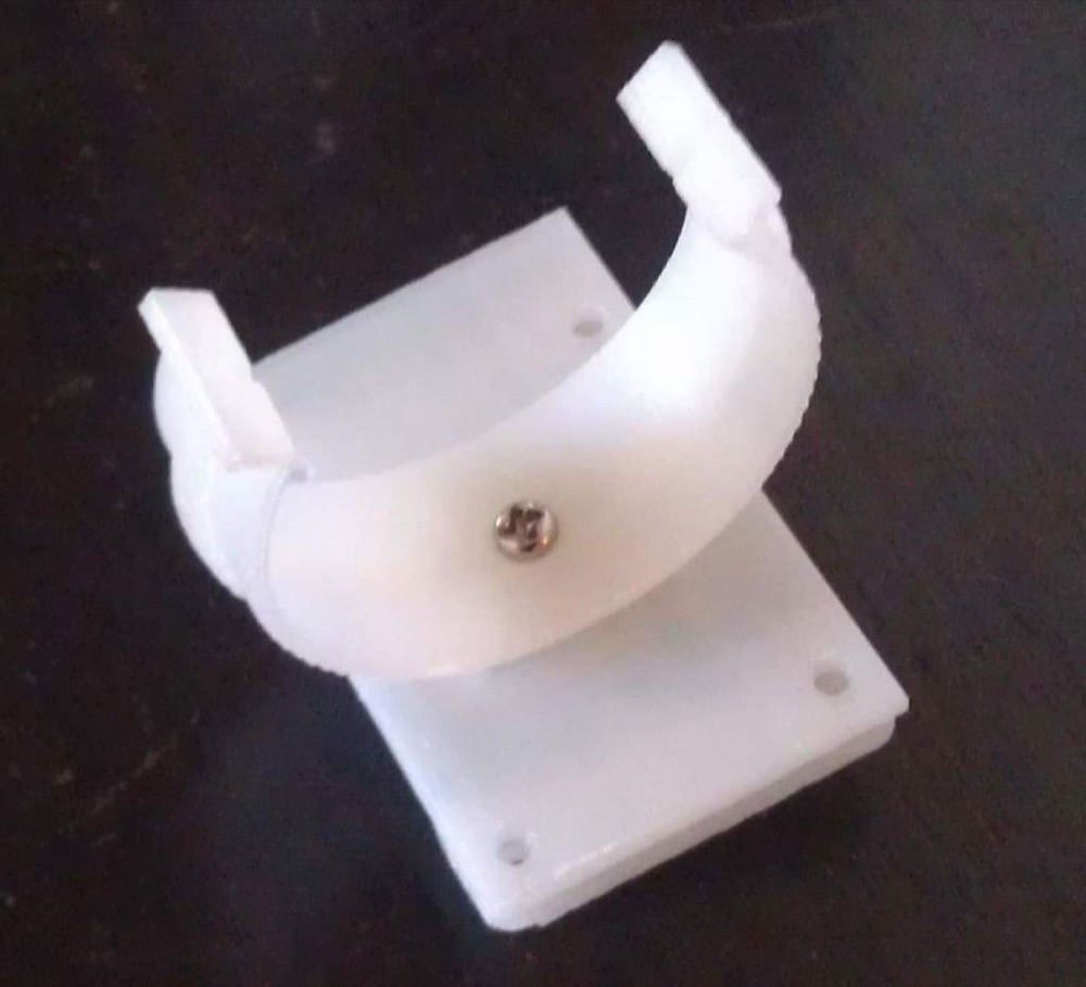 Kemirgen Kafes Paneli Su Şişesi Askı Plakası (Kare Telli Panele Takılan, 2 Sürüm) görsel 2