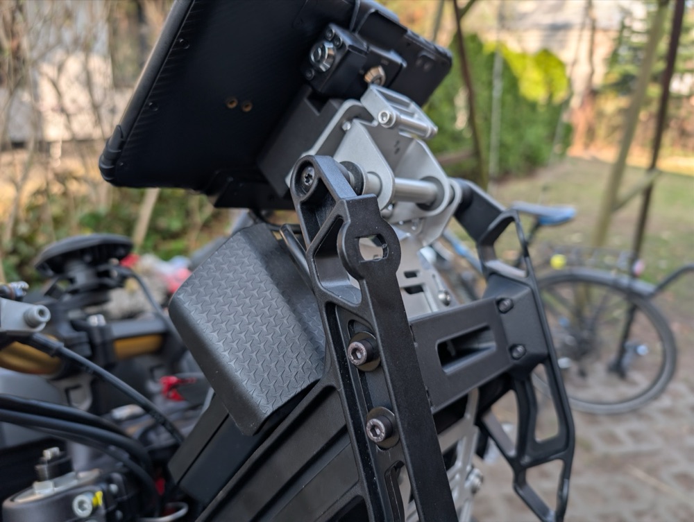 Aprilia Tuareg 660 Kule Takviye Parçası görsel 3
