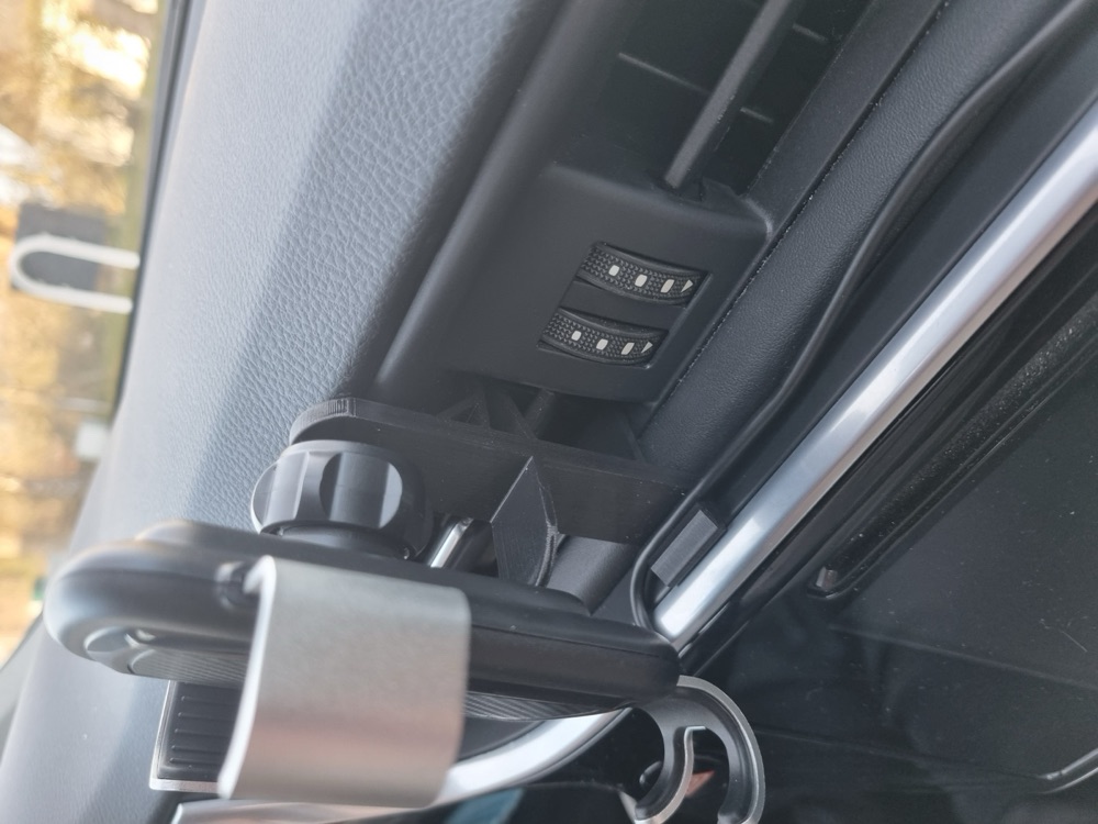 Toyota Auris Telefon Tutucu Aparatı görsel 2