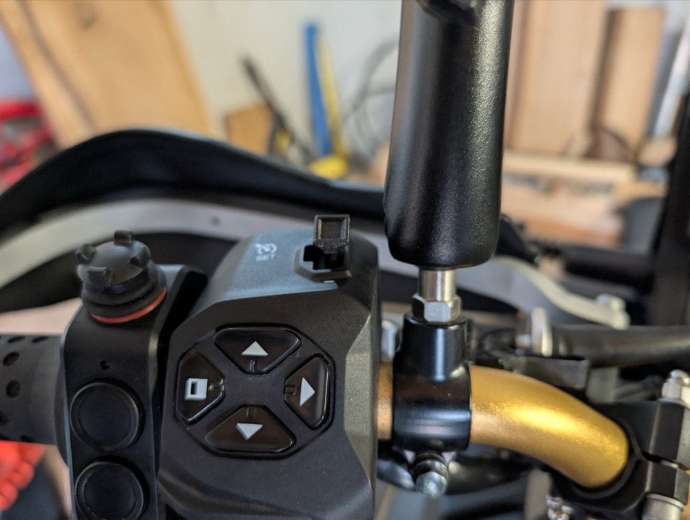 Aprilia Tuareg 660 Hız Sabitleyici Anahtarı