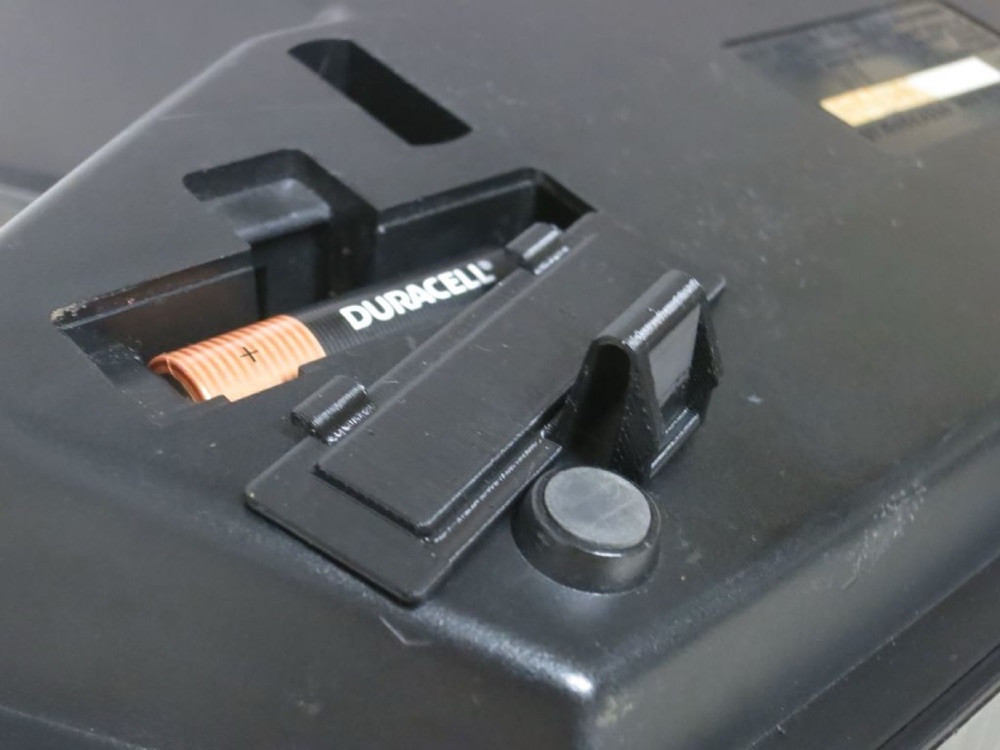 Yamaha DD-6 / DD-7 Dijital Davul Pil Kapağı görsel 3