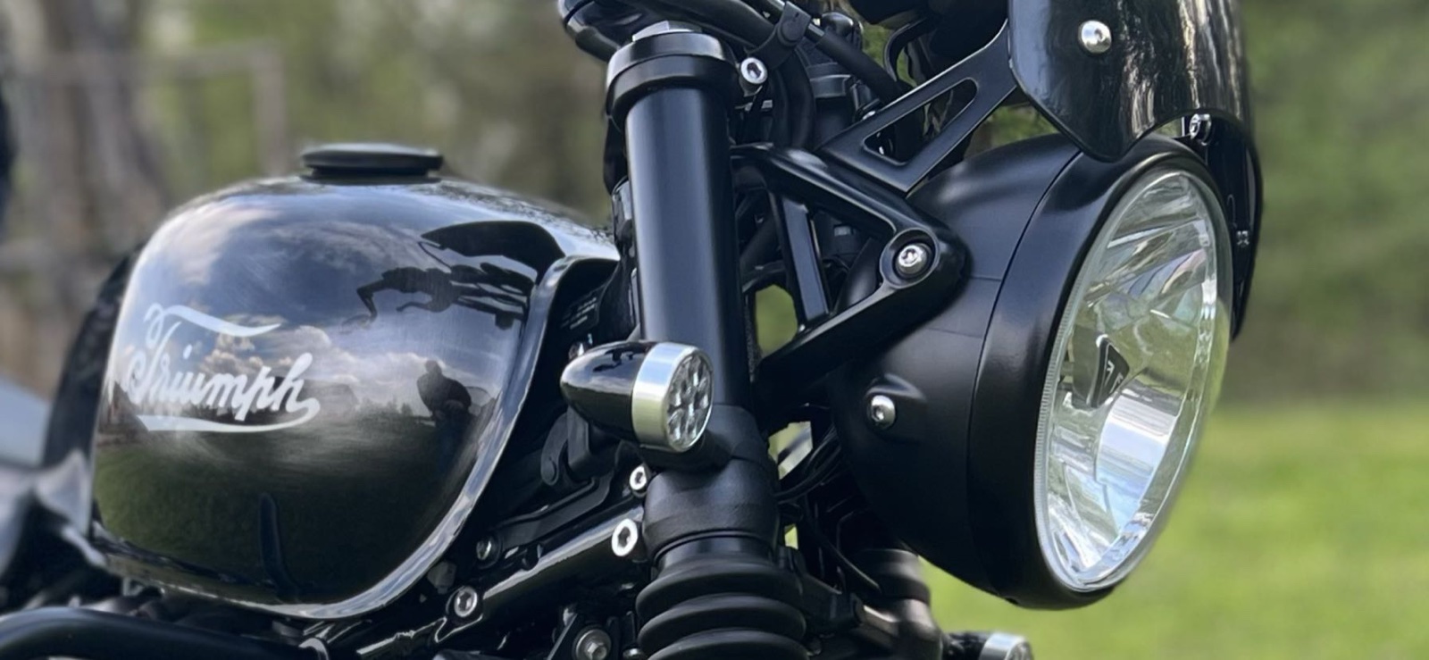 Triumph Street Twin Amortisör Ayağı Kapağı