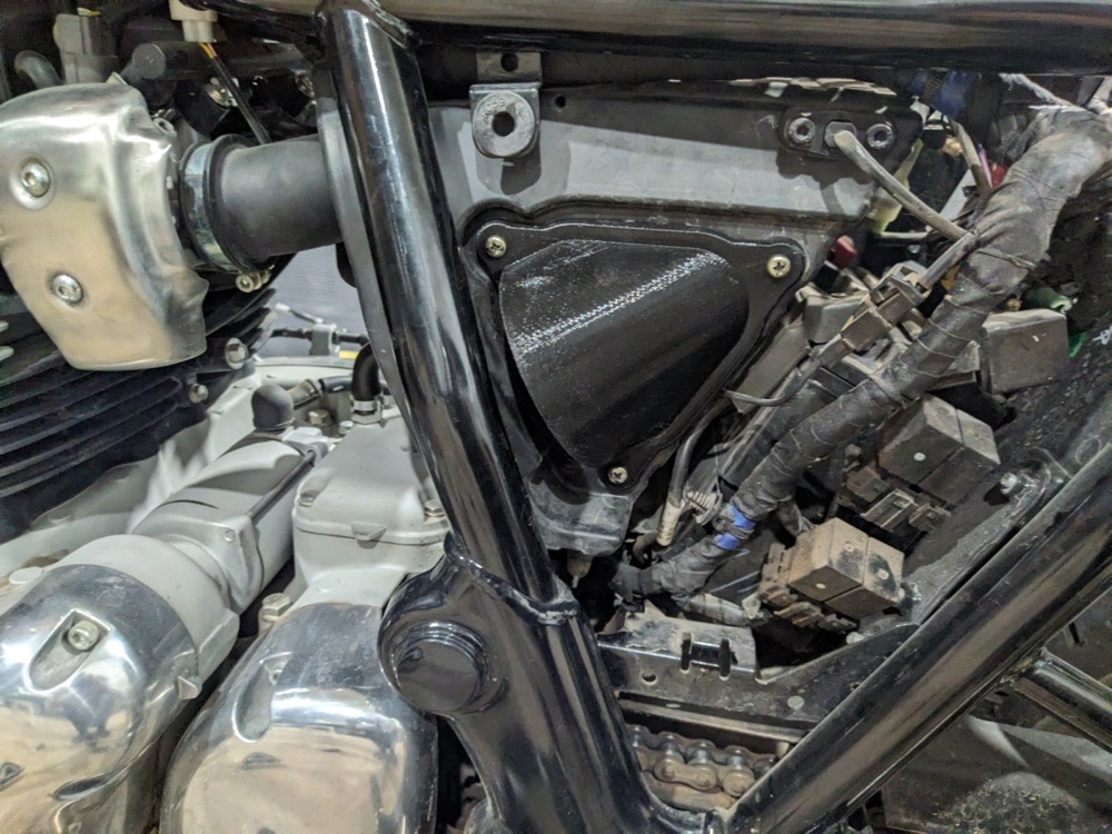 Royal Enfield 650 Hava Filtresi Kapağı