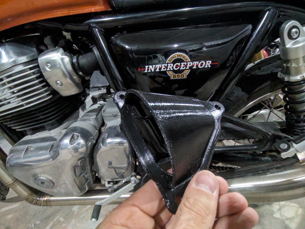 Royal Enfield 650 Hava Filtresi Kapağı görsel 2