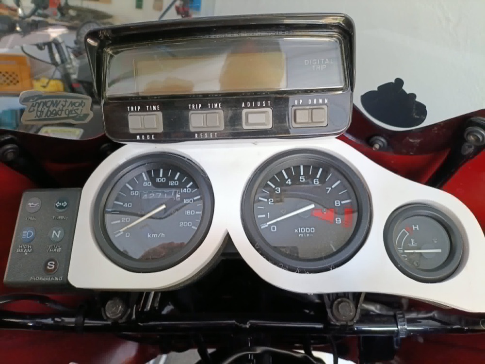 Honda XRV750 Africa Twin Gösterge Paneli Çerçevesi