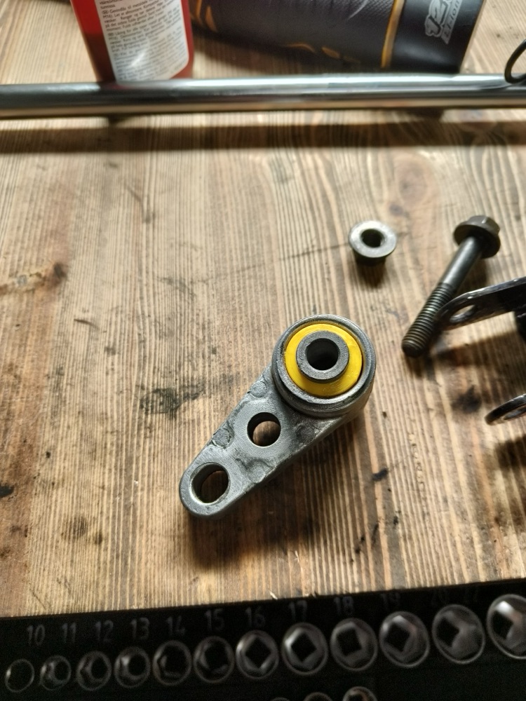 Volvo P2 Alt Motor Tork Takozu Burcu (V70/XC70/S60) görsel 4