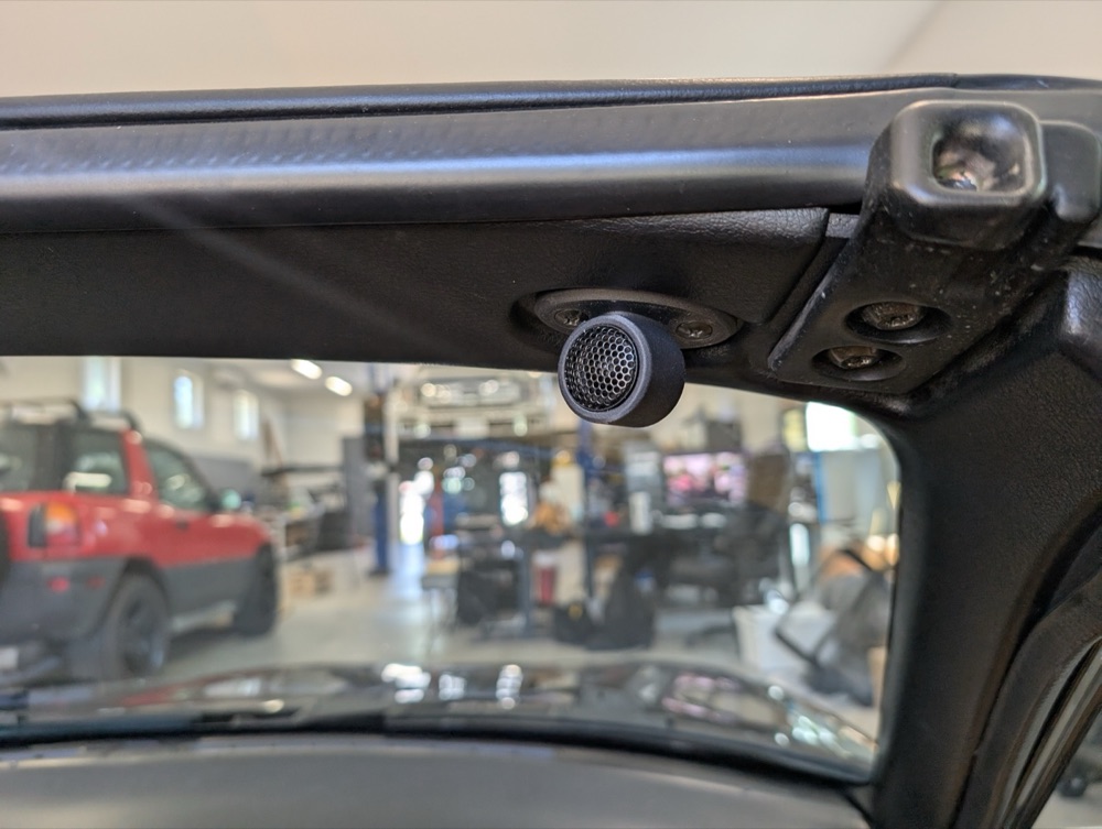 Mazda Miata NA Güneşlik Bölgesi Tiz Hoparlör Montajı görsel 2