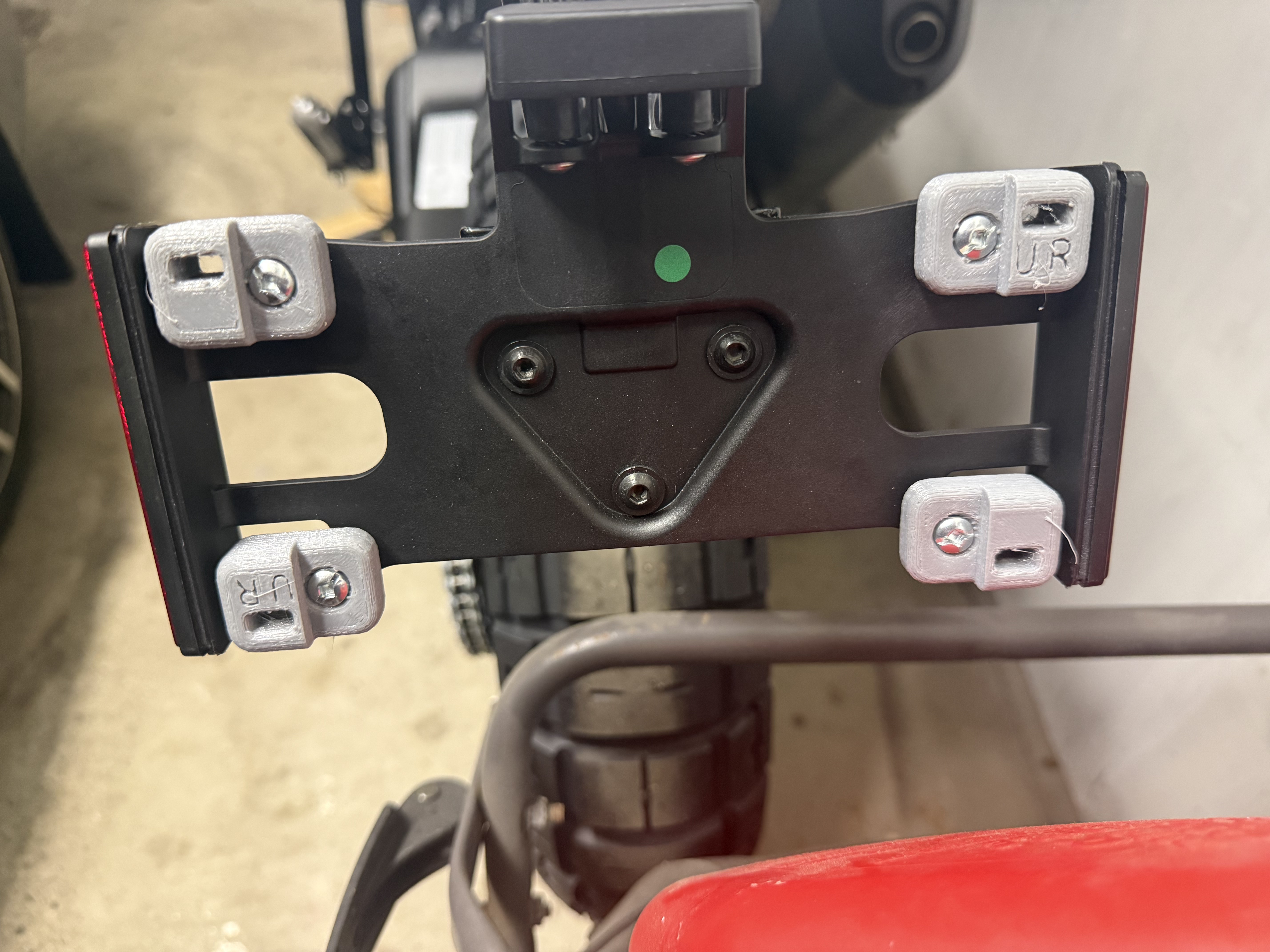 Ducati Plaka Adaptörü görsel 2