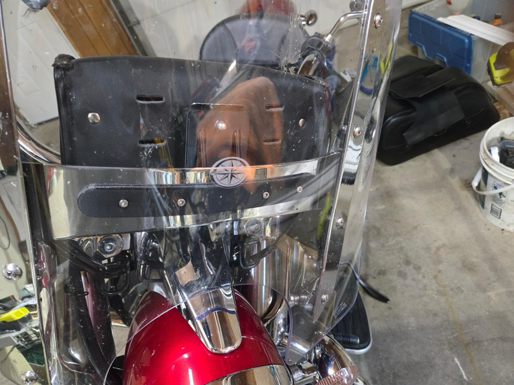 Yamaha V Star Ön Cam Çanta Braketi