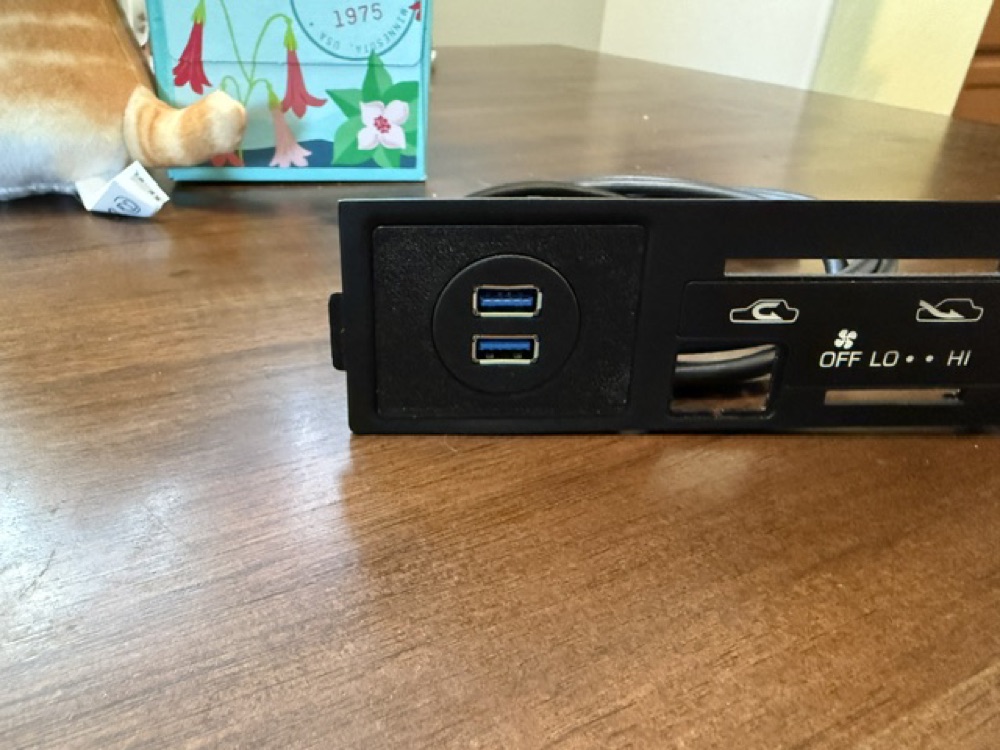 Toyota Pickup USB Port Montaj Aparatı görsel 3