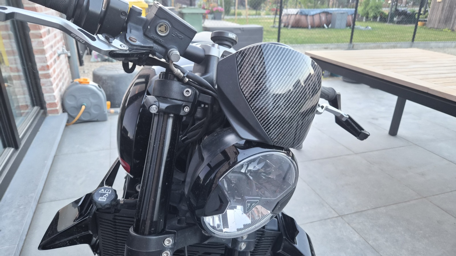 Triumph Rizoma Sinyal Lambası Montaj Aparatı görsel 2
