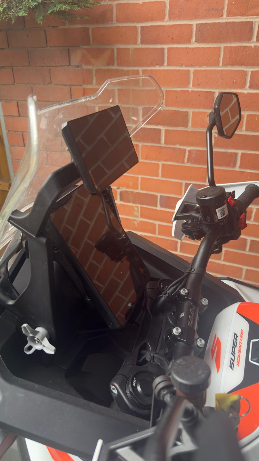 KTM 1390 Garmin Zumo Navigasyon Tutucu görsel 2