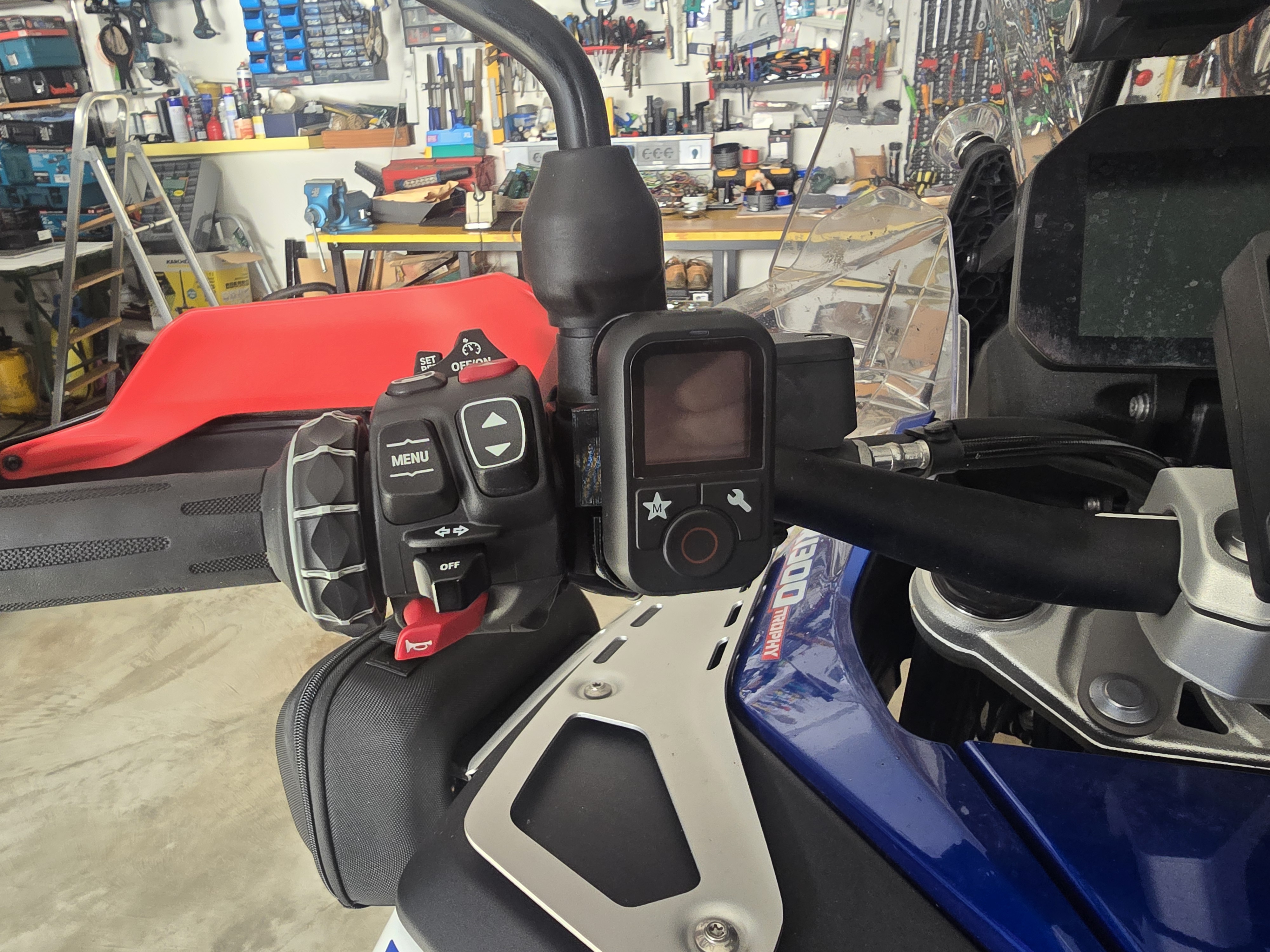 BMW R1300GS GoPro Uzaktan Kumanda Tutucusu