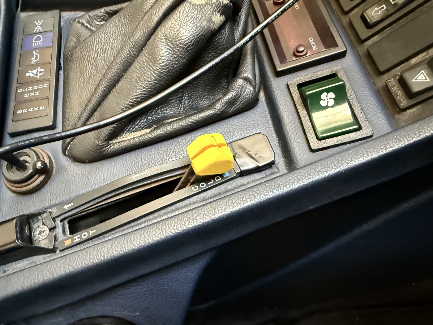 Alfa Romeo Spider S3 Klima Kolu Düğmeleri