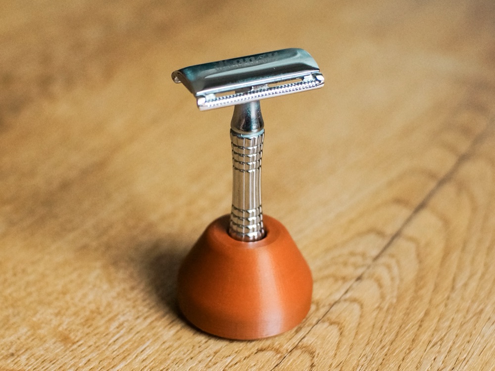 Konik Tabanlı Klasik Tıraş Makinesi Standı (14 mm Sap Yuvası) görsel 1
