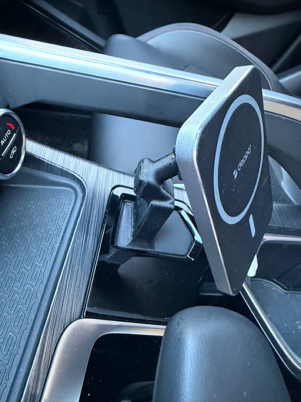Geely Tugella Kabin Konsol Boşluğu Kapağı görsel 3