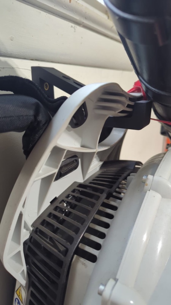 Stihl BR800 Yaprak Üfleyici Askısı