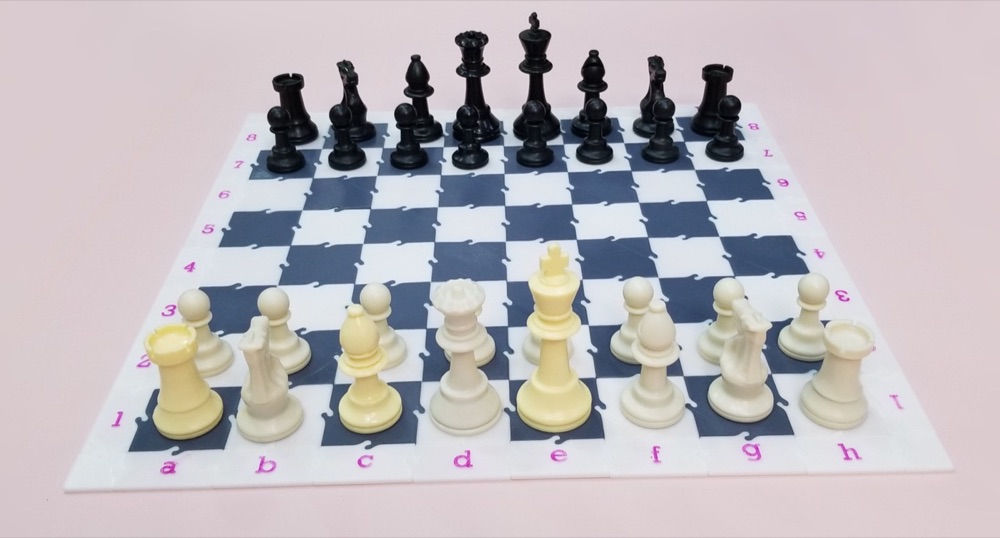 Geçmeli Satranç Tahtası (Kenar Notasyonlu, 4,5 cm Kareli) görsel 2