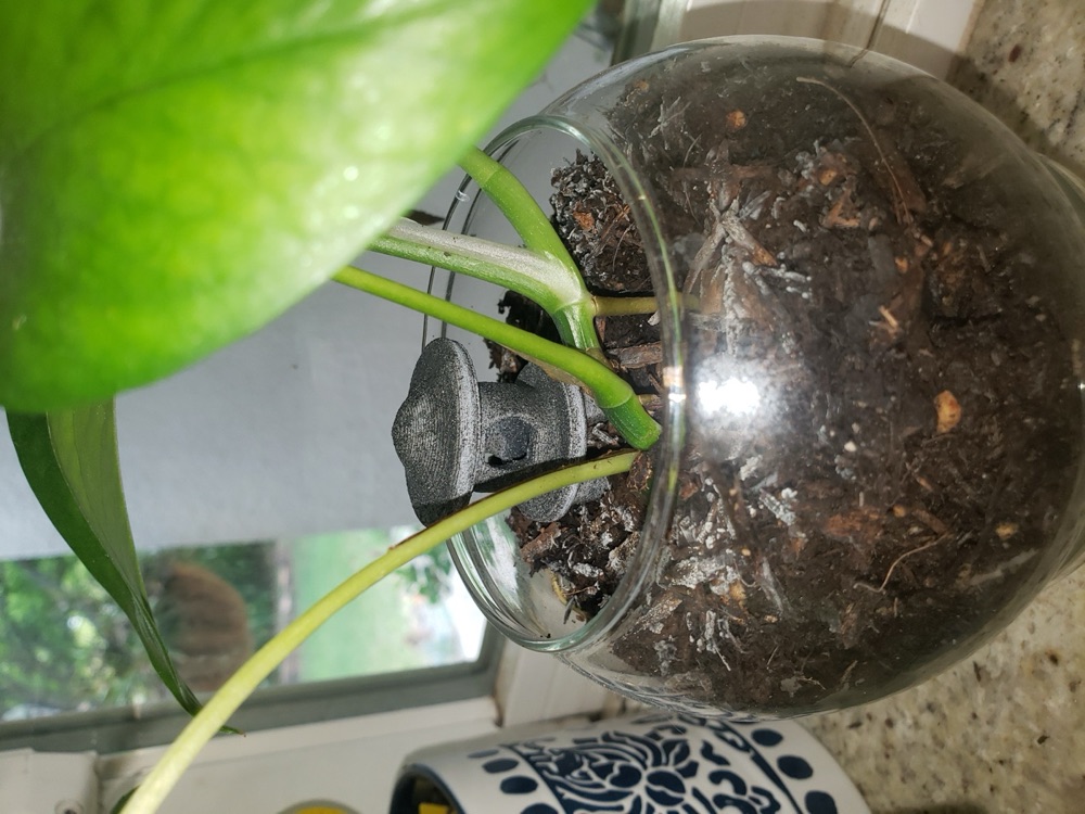 Yuvarlak Mini Bahçe Pagodası (Üç Ayaklı Saksı İçi Süs) görsel 3