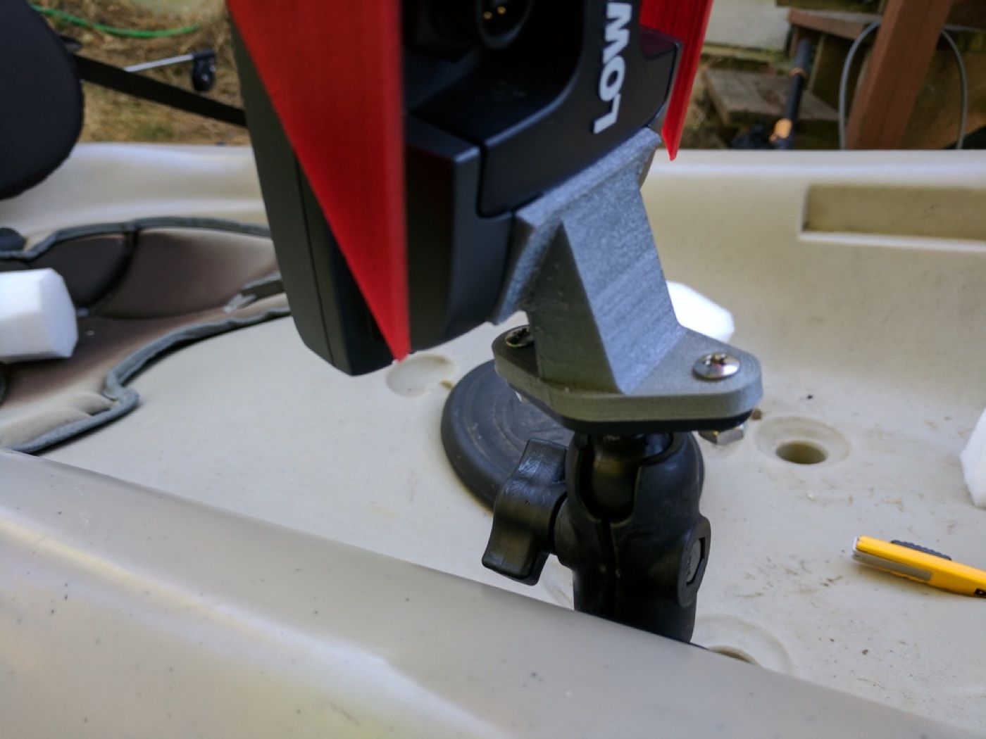 Lowrance Ram ve Ray Montaj Braketi