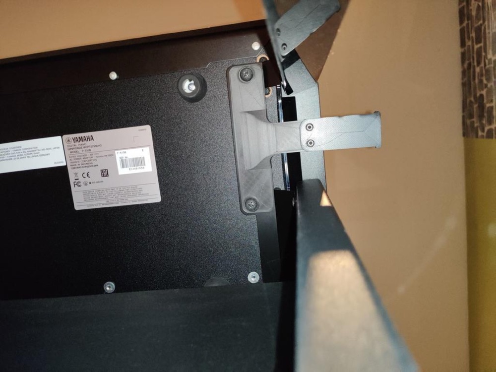 Yamaha P-515 Kulaklık Tutucusu (L-515 Sehpa Bağlantılı) görsel 4