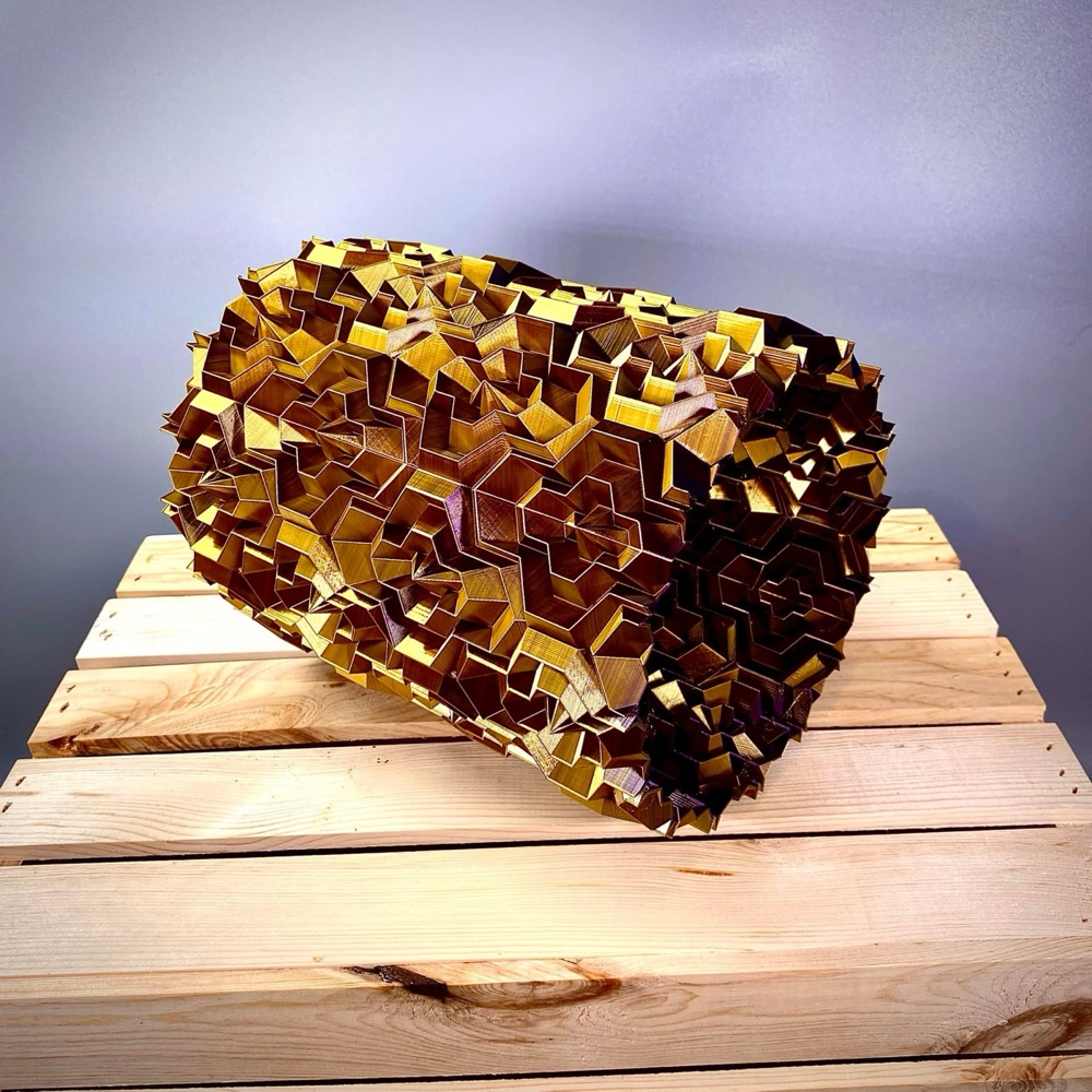 Tetrahex Dalgalı Vazo (Üçgen Petek Desenli) görsel 4