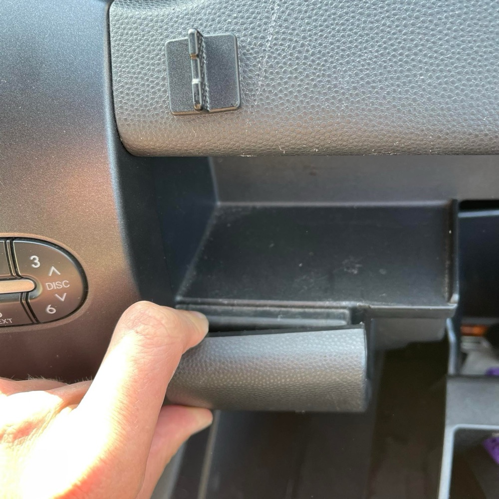Mazda 2 MagSafe Telefon Tutucusu görsel 4