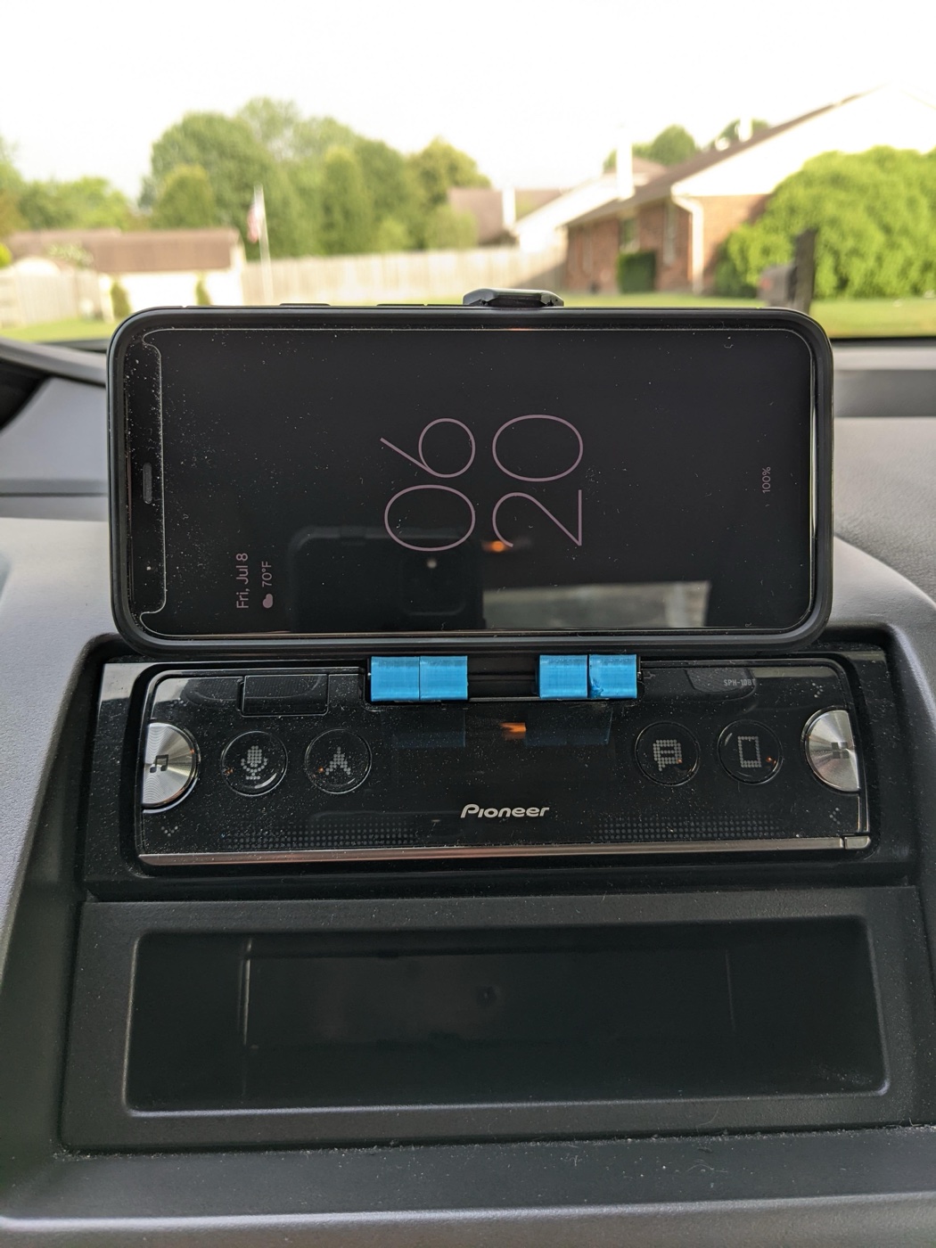 Pioneer SPH-10BT Telefon Tutucu Ayağı görsel 2
