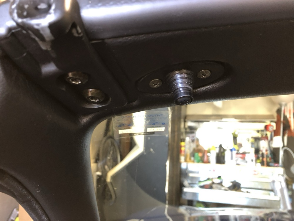 Mazda Miata NB Güneşlik Boşluğu Mikrofon Tutucu görsel 2