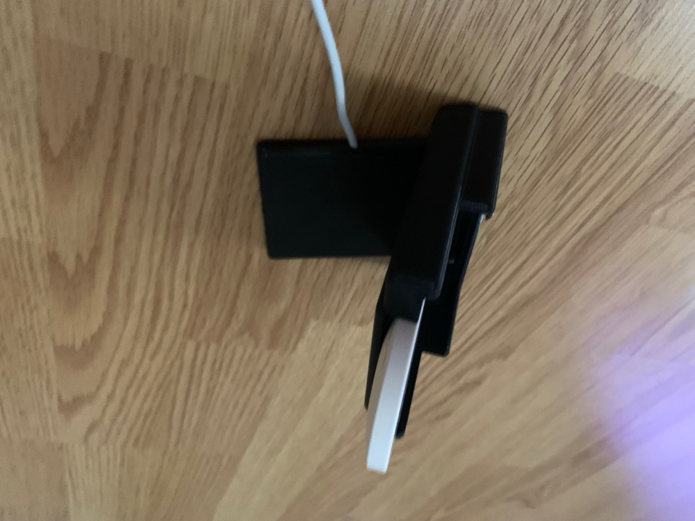 Kablo Çıkış Seçenekli Kablosuz Şarj Telefon Standı görsel 2