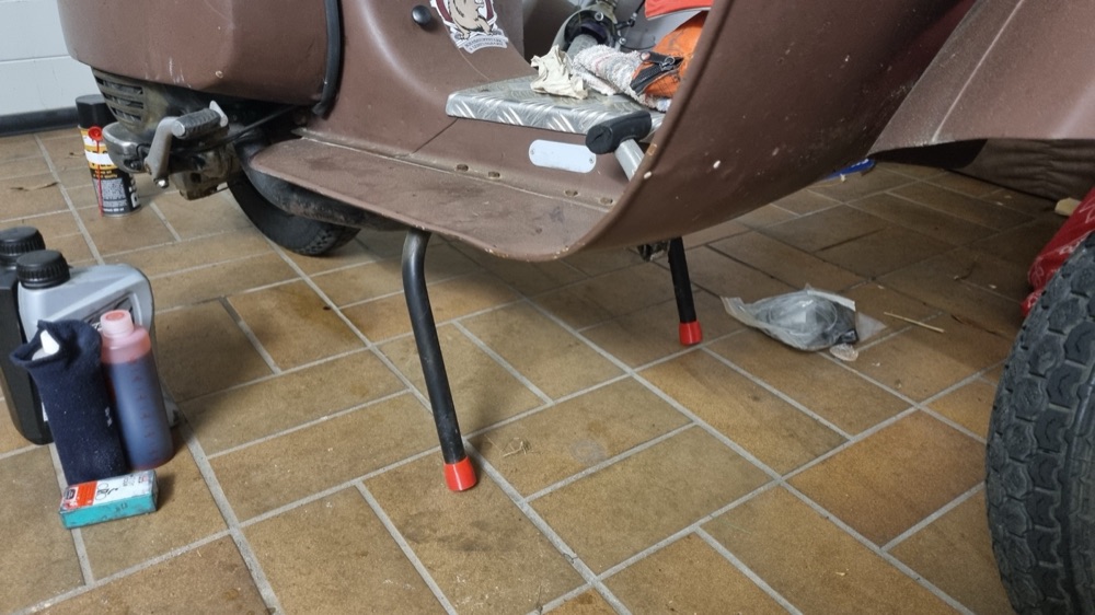 Vespa PX/PK Ana Sehpa Lastik Tabanı