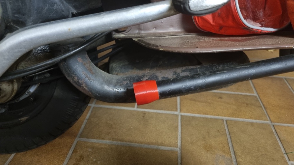 Vespa PX/PK Ana Sehpa Lastik Tabanı görsel 3