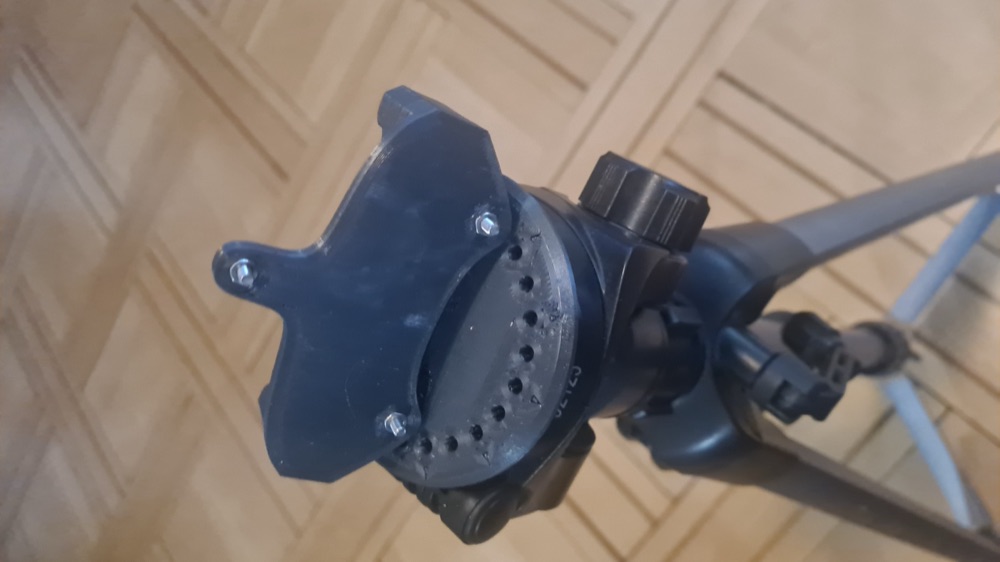 Panorama Çekimi İçin Telefon Tripod Adaptörü (15° Adımlı Dönen Üst Parça) görsel 3