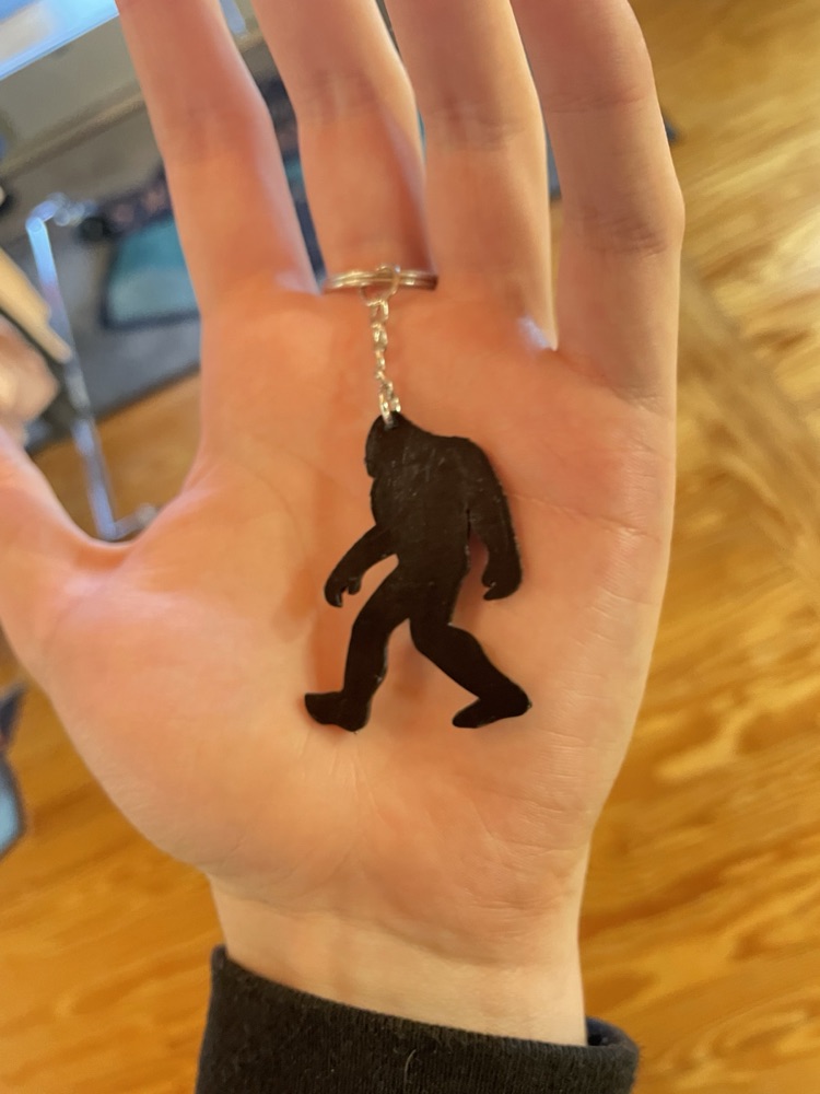 Bigfoot Siluetli Anahtarlık ve Küpe (Yürüyen Sasquatch)