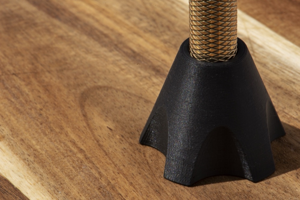 12 mm Saplı Klasik Tıraş Makineleri İçin Alçak Tabanlı Stand